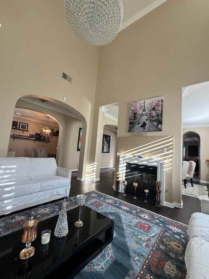 18402 Lakepointe Dr - Photo 3 of 28