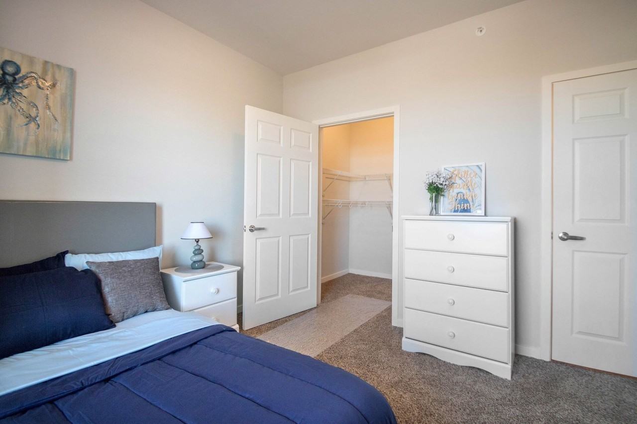 Aspen Grove Apartments - Photo 6 of 12