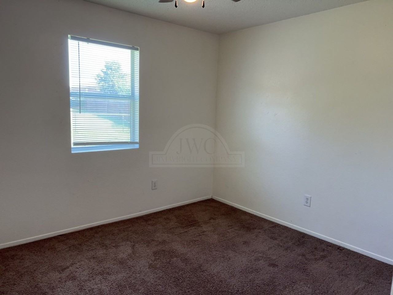 4603 Stallion Dr - Photo 4 of 22