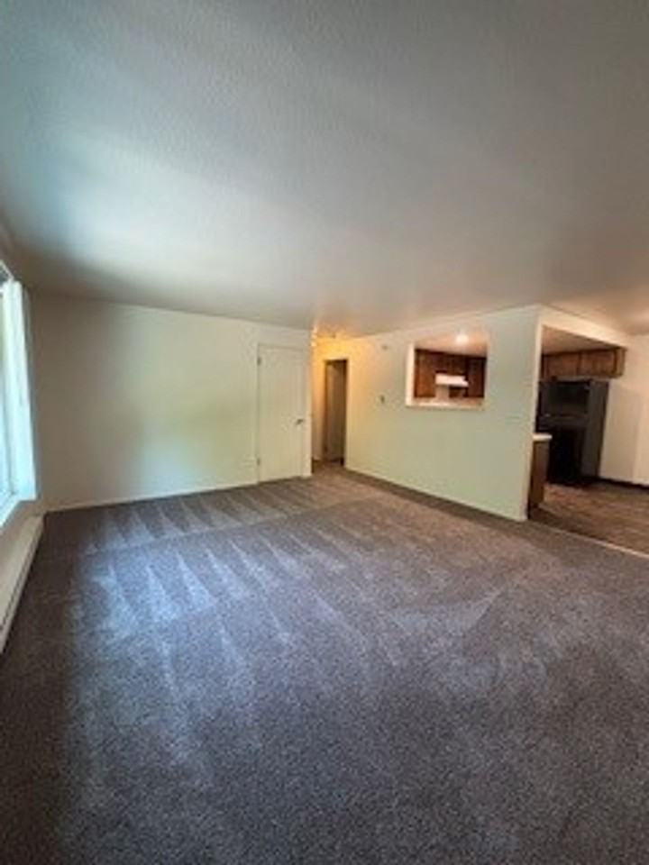 Tamarak - Photo 2 of 7