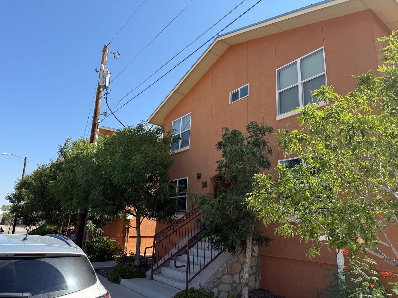 Diana Drive Apartments - Photo 3 of 7