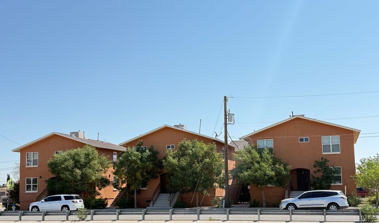 Diana Drive Apartments - Photo 6 of 7