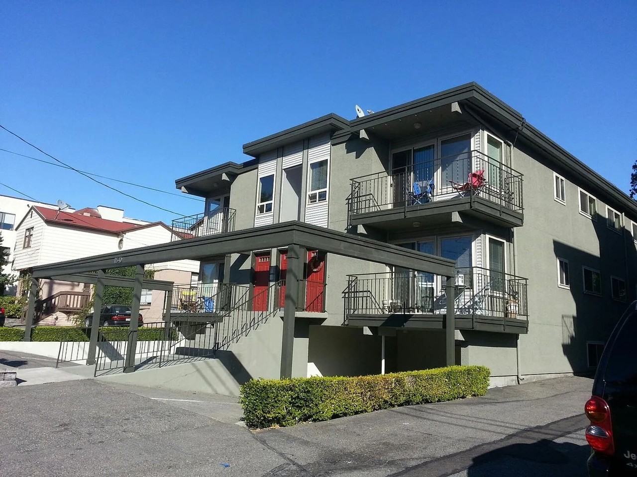 Avia Apartments | Renovated Homes in Seattle’s Greenwood Neighborhood - Photo 4 of 41