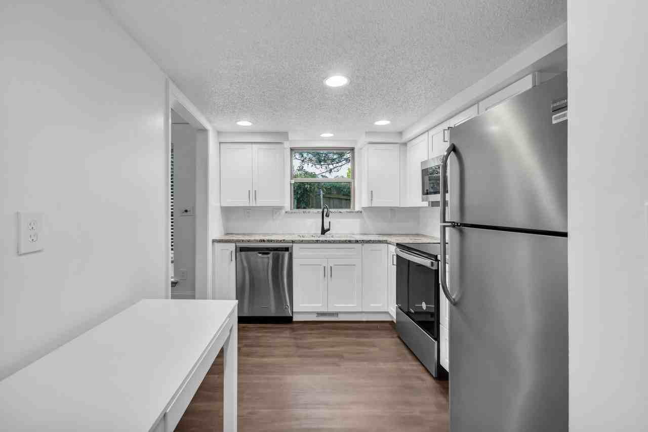 4111 South Florence Court - Photo 3 of 35