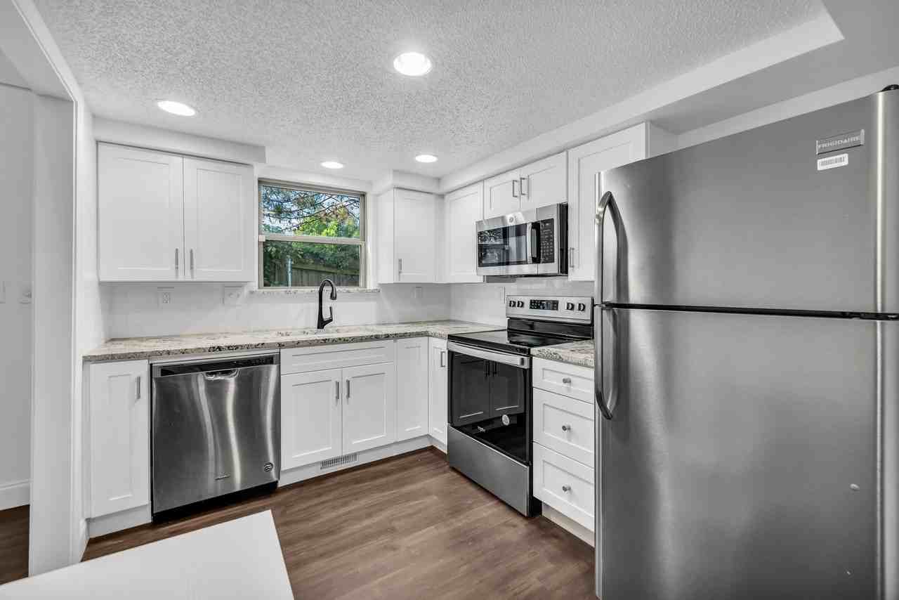 4111 South Florence Court - Photo 4 of 35