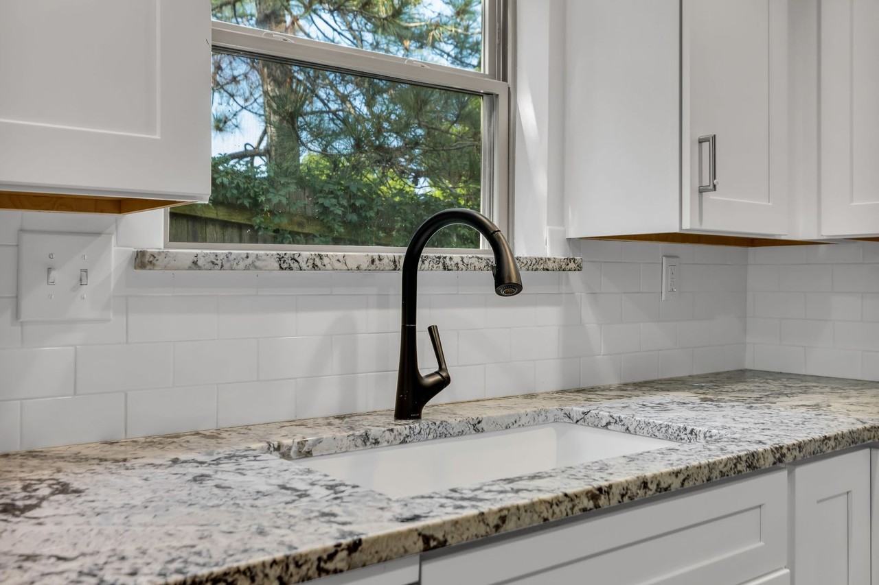 4111 South Florence Court - Photo 5 of 35