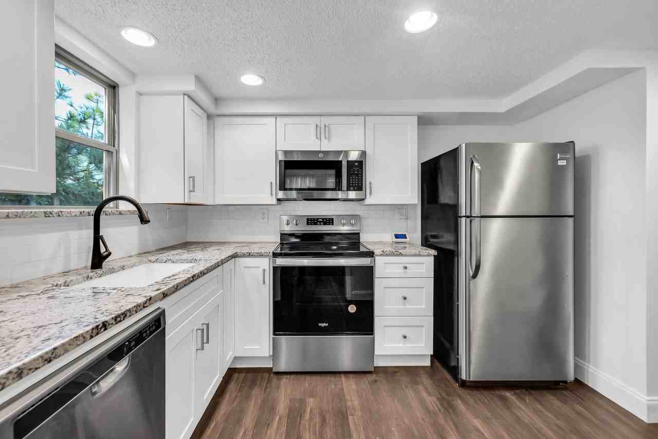 4111 South Florence Court - Photo 6 of 35