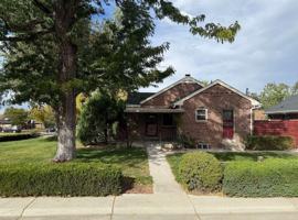 featured image of 590 S Decatur St