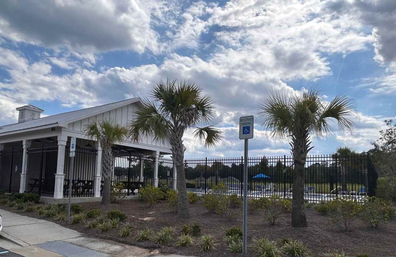 325 Coral Sunset Way - Photo 5 of 47