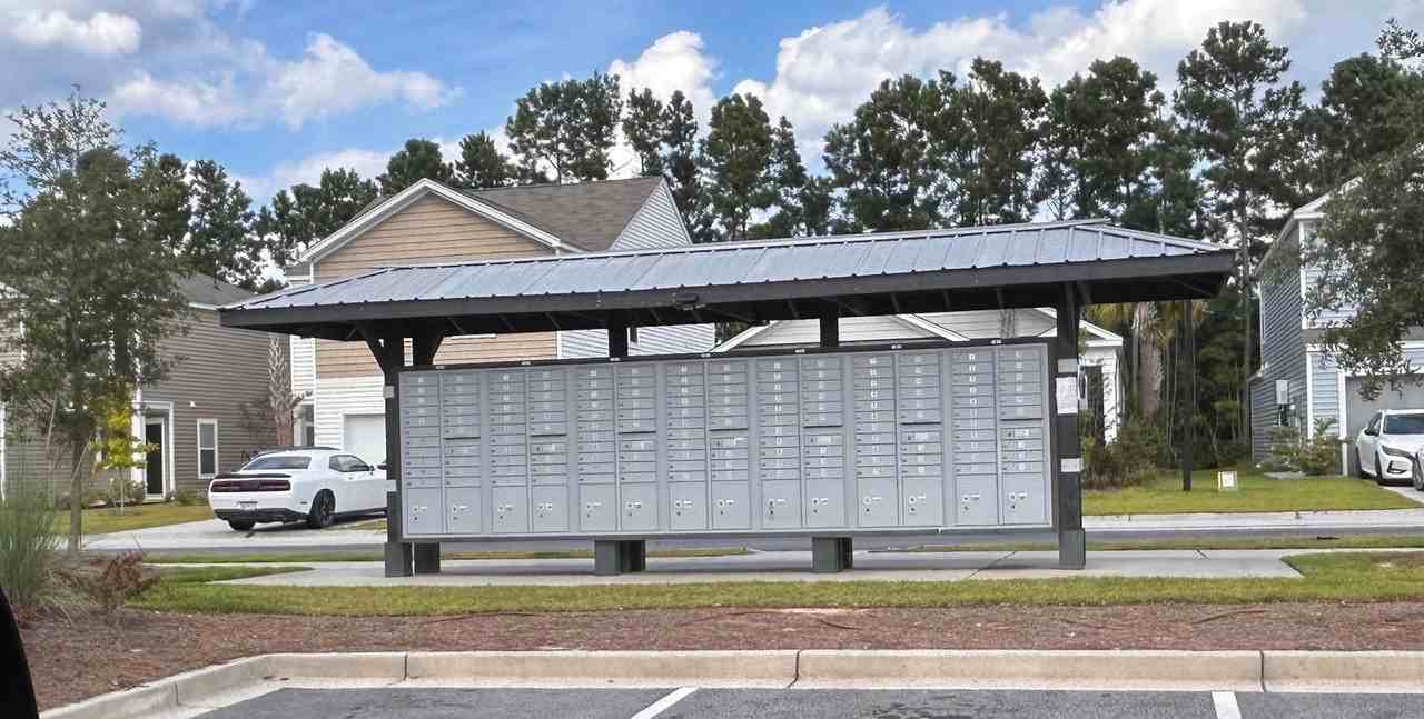 325 Coral Sunset Way - Photo 6 of 47