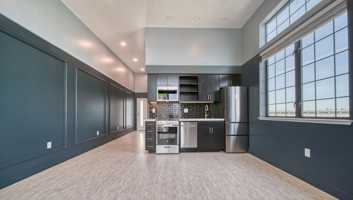 featured image of 2267 Springfield Dr