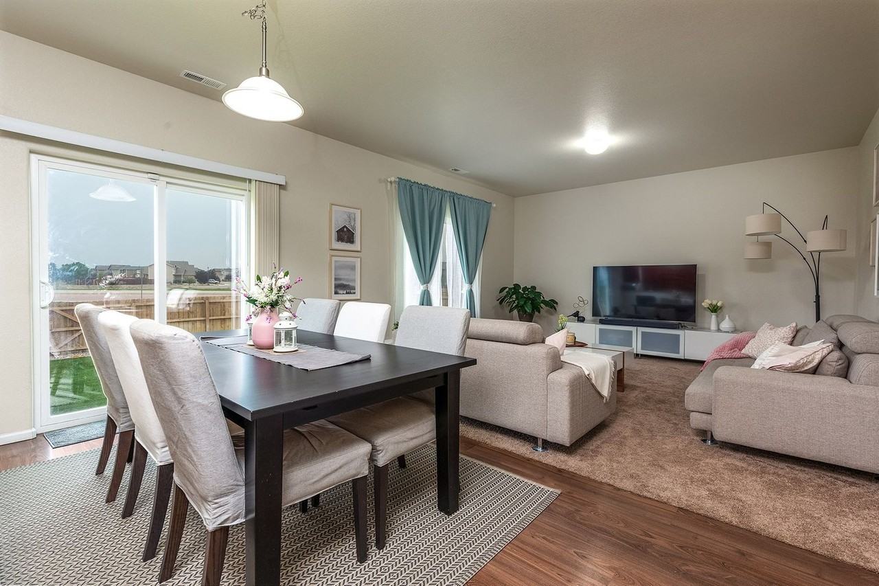 6610 Phantom Way - Photo 5 of 23