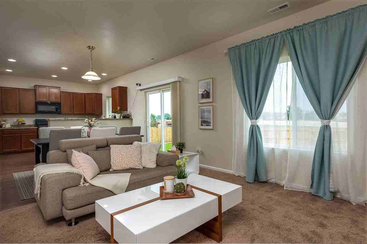 6610 Phantom Way - Photo 6 of 23