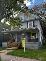 featured image of 1143 S Plymouth Ave