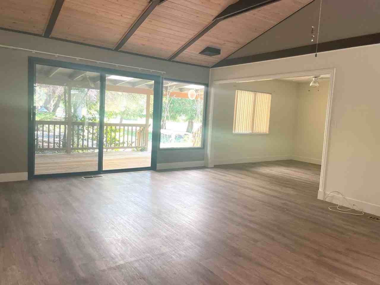 11619 Redwing Ct - Photo 6 of 26