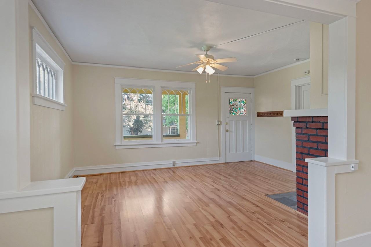 627 Nw Georgia Ave - Photo 2 of 21