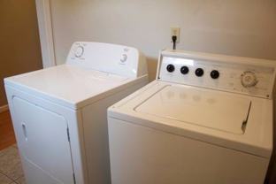 627 Golfview Dr - Photo 1 of 1