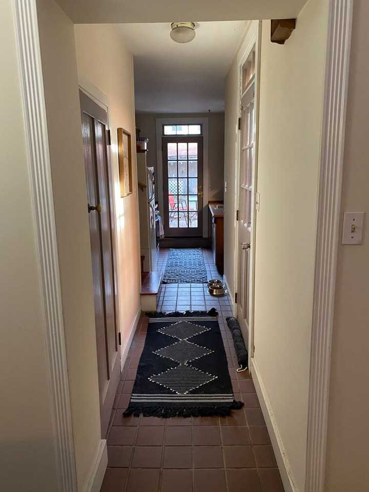 522 S Bond St - Photo 5 of 16