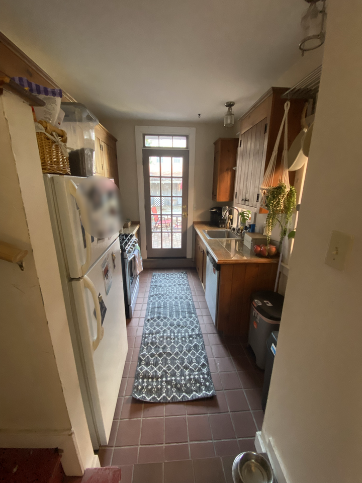 522 S Bond St - Photo 6 of 16