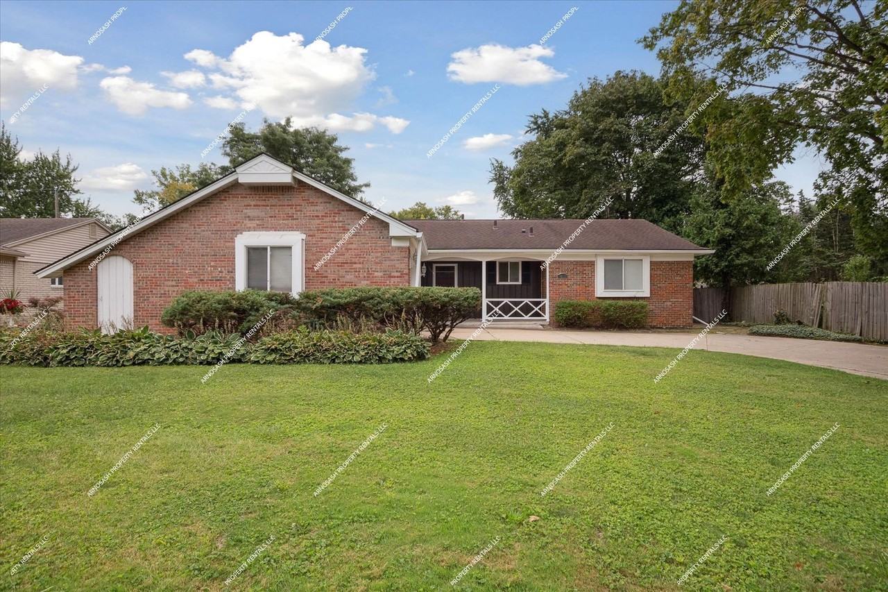 18231 Ramsgate Dr - Photo 2 of 36