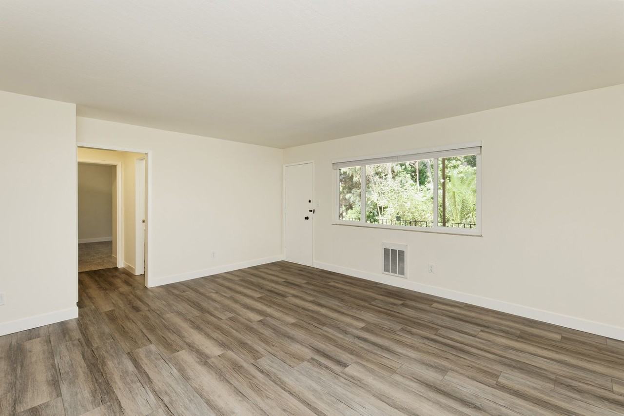 540 Callan Avenue - Photo 4 of 41
