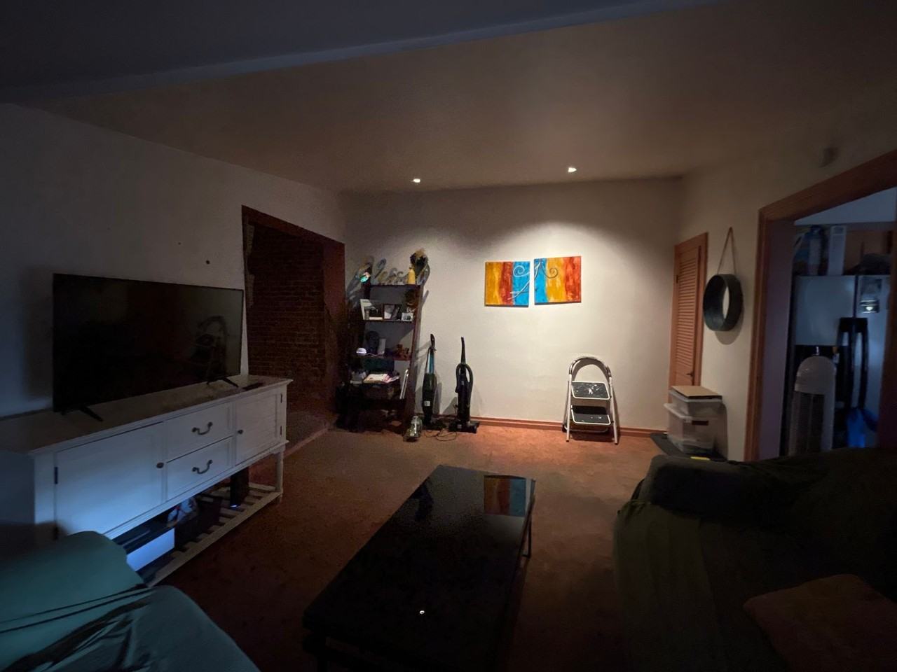 325 N 8th St - Photo 3 of 12