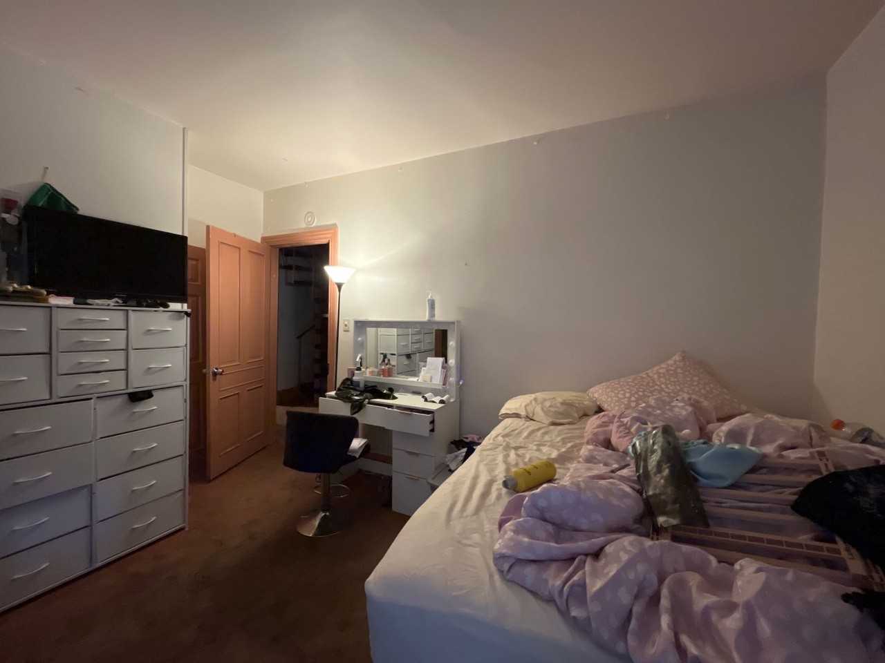 325 N 8th St - Photo 7 of 12