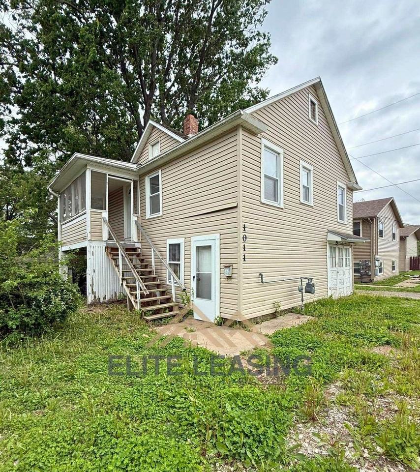 1011 Sw Douthitt Ave