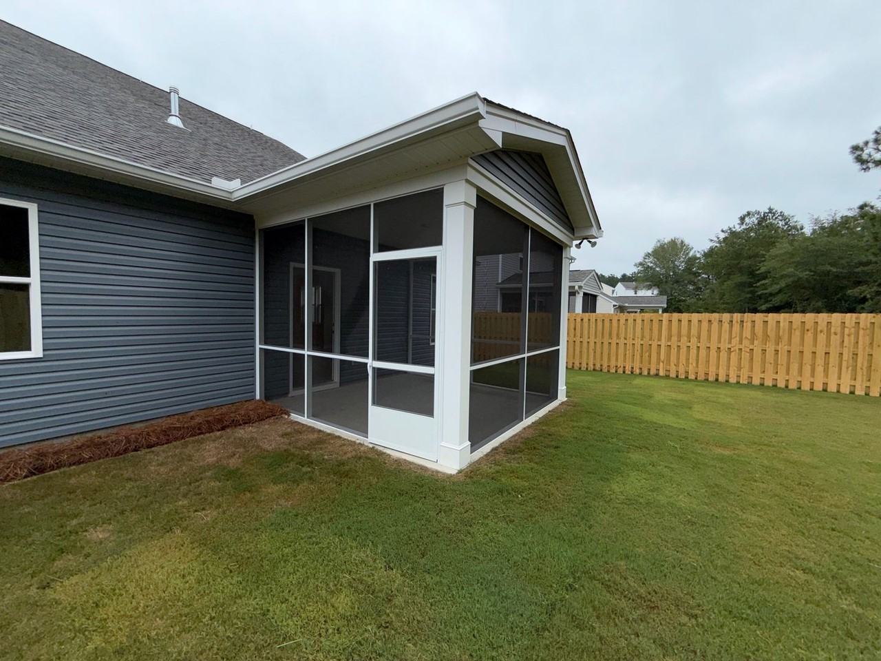 3099 Blenheim Ct - Photo 4 of 32