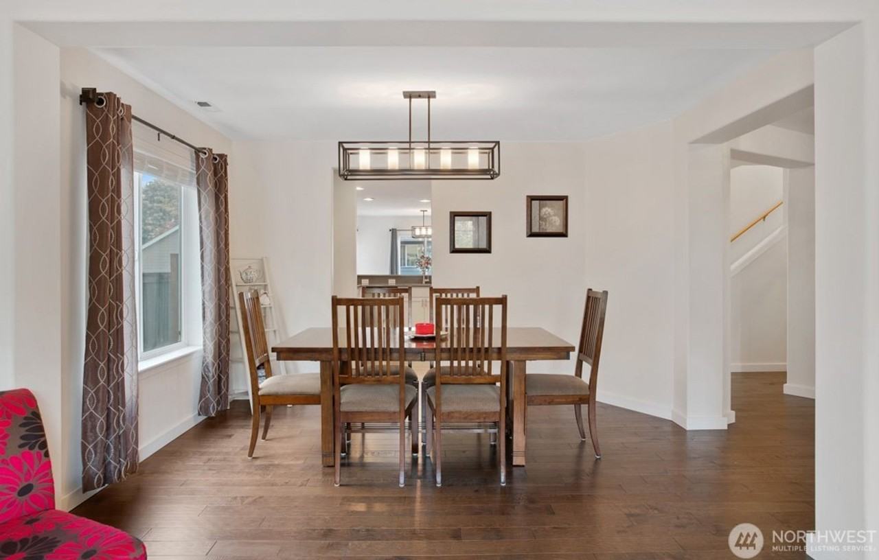 11727 58th Avenue Southeast - Photo 4 of 27