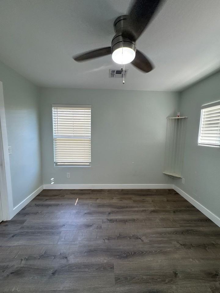 29855 N 71st Dr - Photo 4 of 34