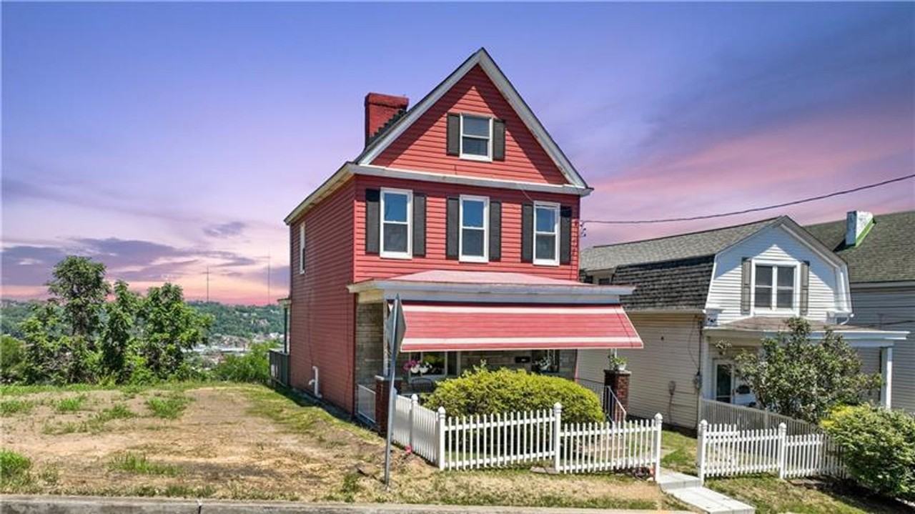 1008 Rue Grande Vue Street - Photo 2 of 32