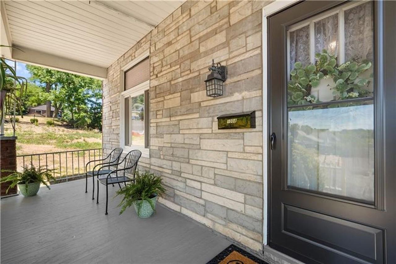 1008 Rue Grande Vue Street - Photo 7 of 32