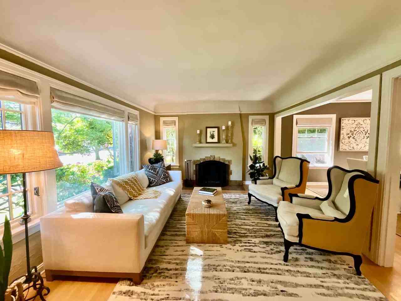 2341 Mcgilvra Blvd E - Photo 3 of 41