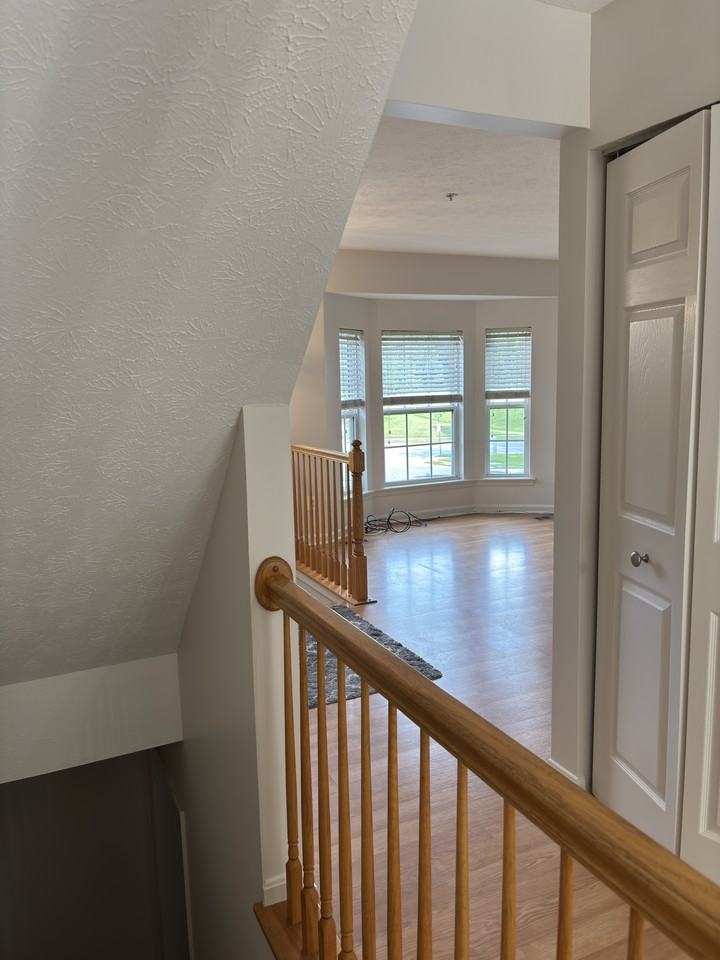 526 Harbour Ct - Photo 4 of 50