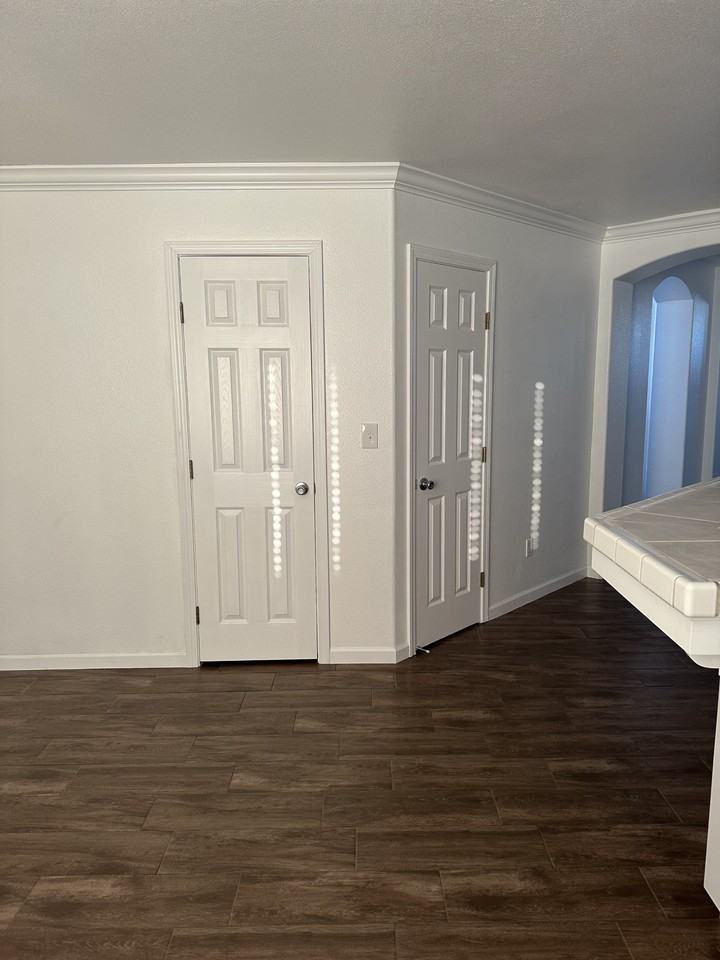 2154 Berryhill Ave #NA - Photo 7 of 11