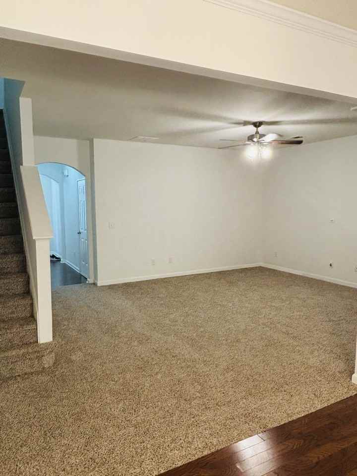 5260 Sherwood Way - Photo 3 of 27