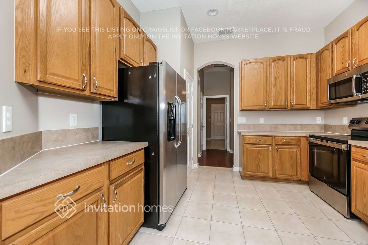 2309 Bluegill Ct - Photo 7 of 17