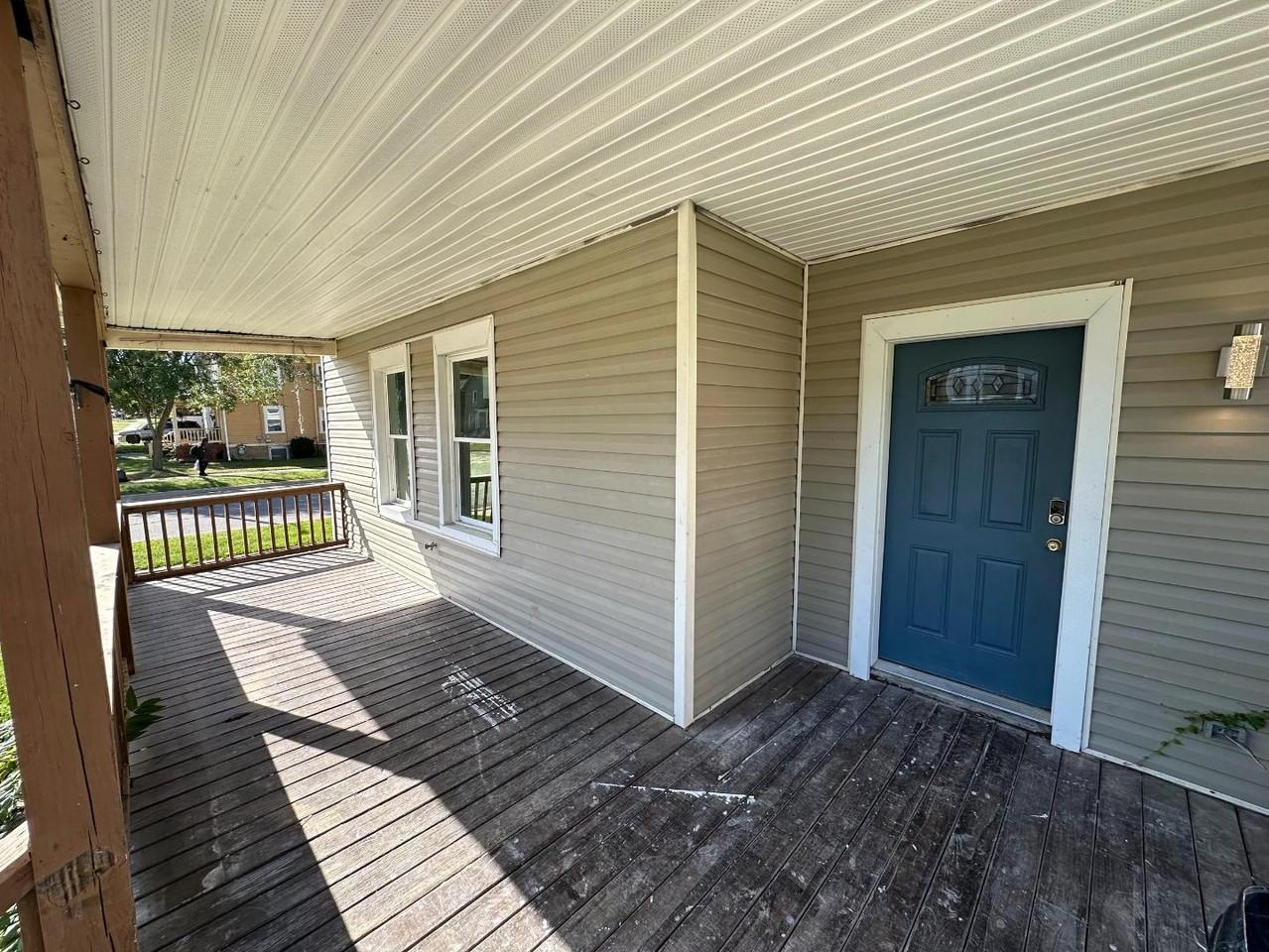 420 Emmet St - Photo 4 of 24