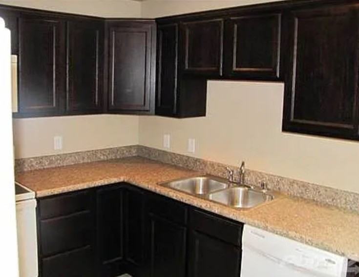 2204 10th Ave N - Photo 7 of 18