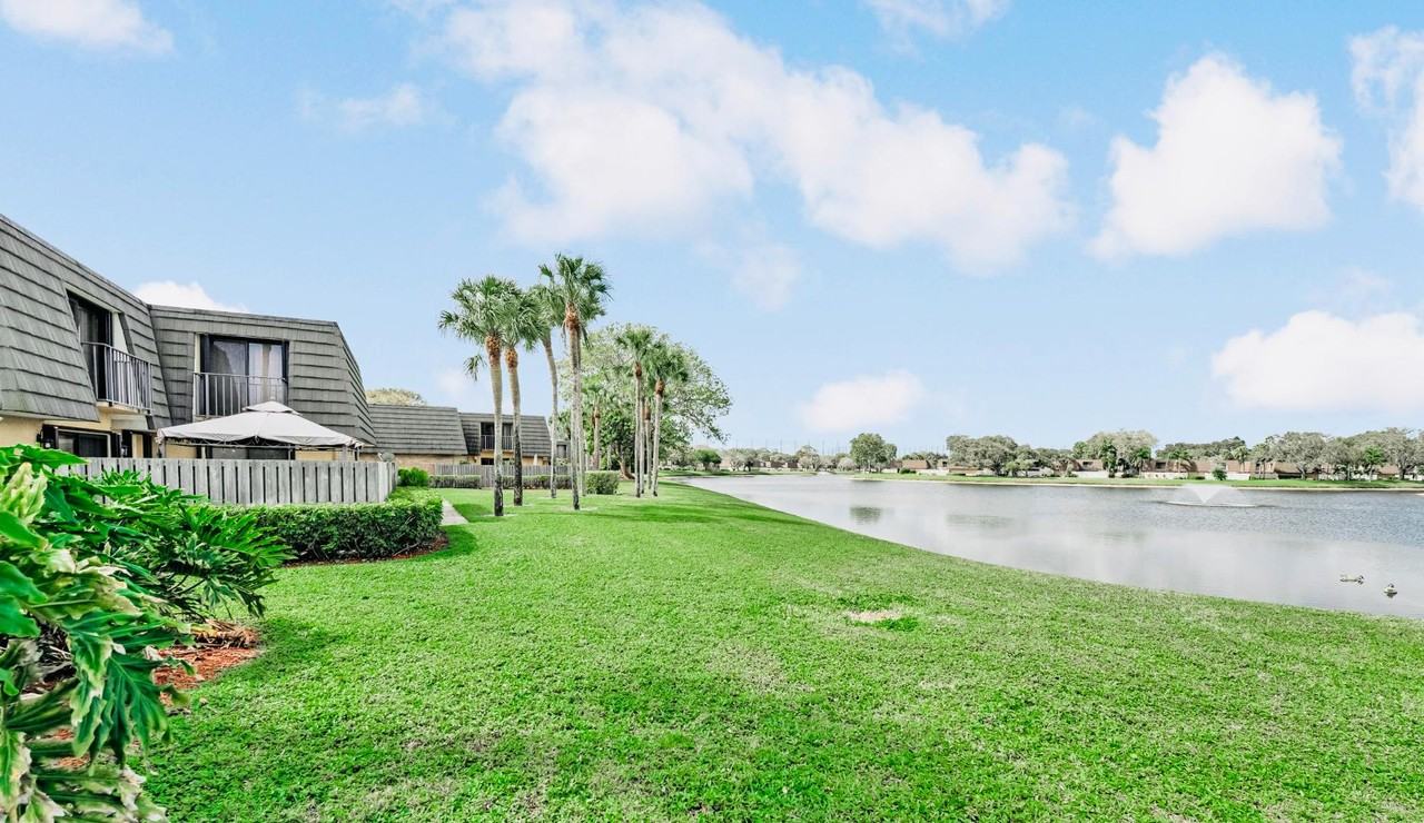 2439 24th Way - Photo 7 of 20