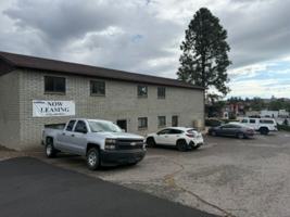 featured image of 600 W Fresquez Dr