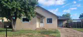 810 W Plaza Dr - Photo 1 of 1