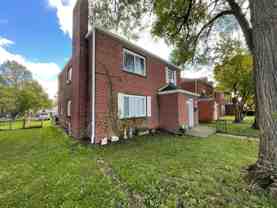 262 S. Chase Avenue - Photo 1 of 1