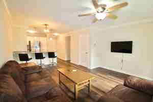 featured image of 1340 Hunters Rd Apt B #Apt B