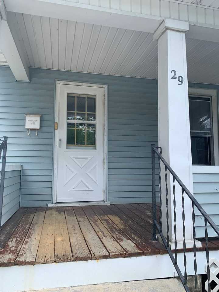 29 Center St - Photo 2 of 12
