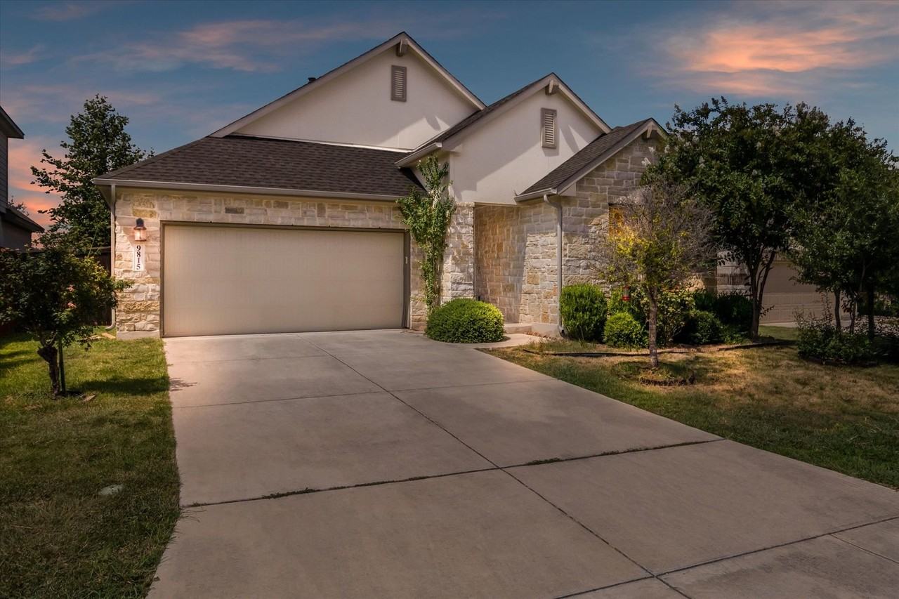 9815 Catell - Photo 3 of 17