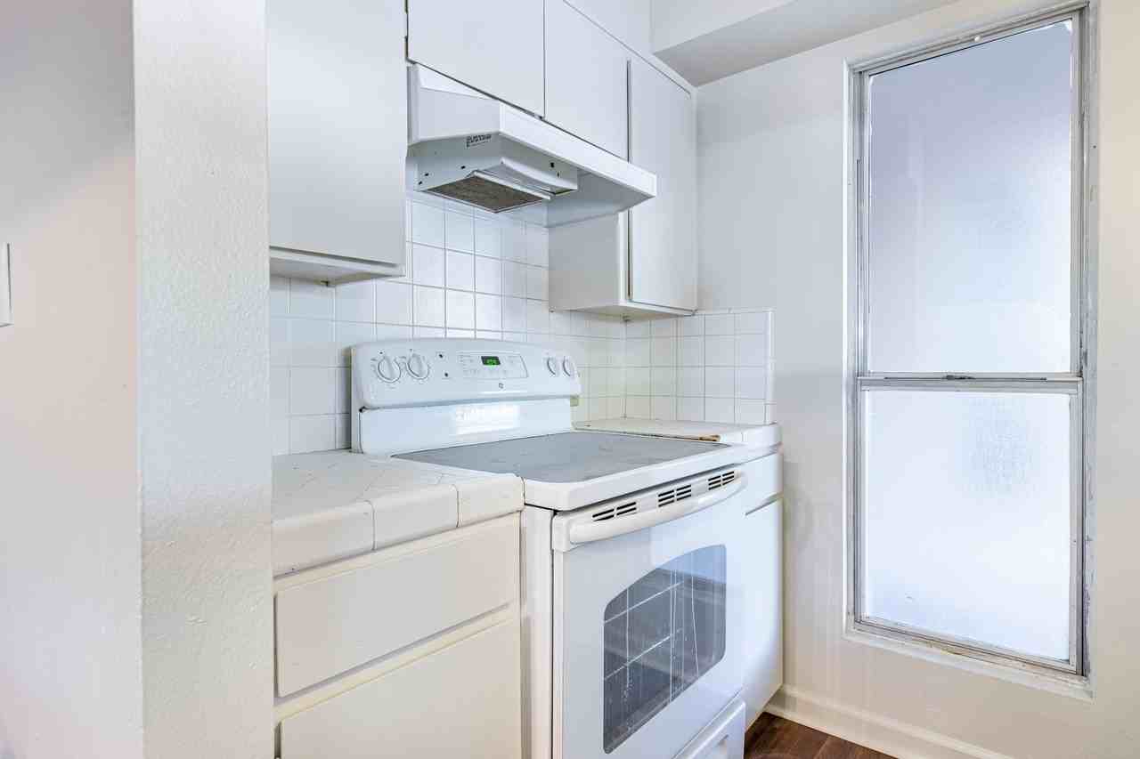 805 Tully Road #32 - Photo 5 of 30