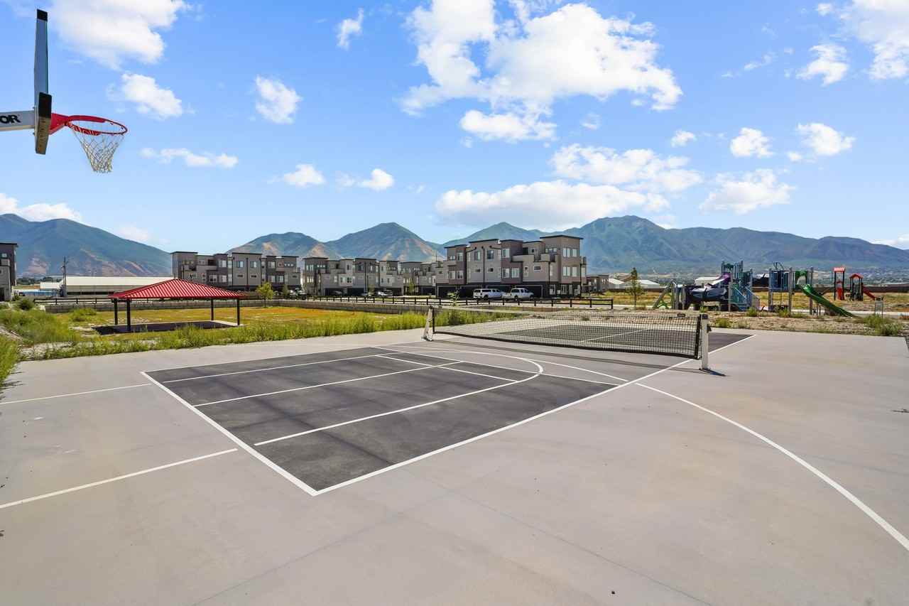 521 Wn #25 - Photo 4 of 35