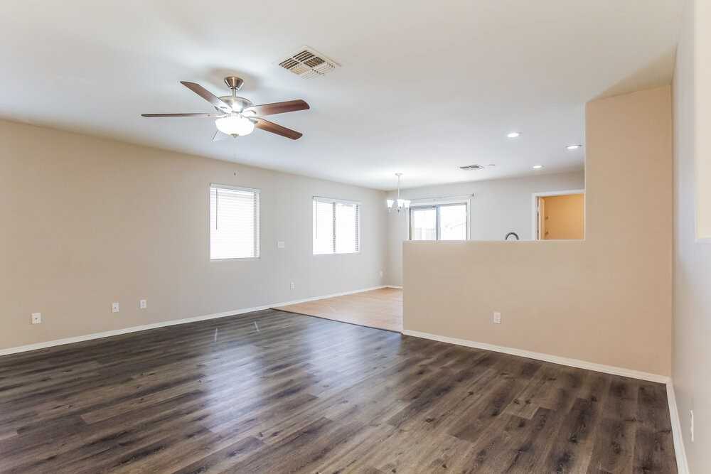 6321 W Superior Ave - Photo 5 of 16